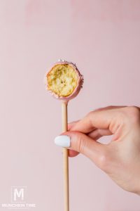 How to Use Cake Pop Mold: Crafting Perfect Cake Pops with a Mold